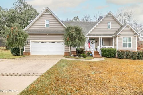 5161 Wesleyan Cir, Macon, GA, 31210-2218 | Card Image