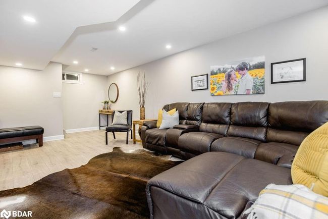 1175 Carson Rd, House other with 5 bedrooms, 2 bathrooms and 6 parking in Springwater ON | Image 25
