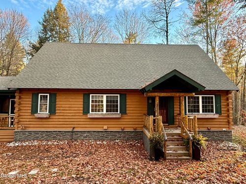 7 Mcgowan Cir, Lake George, NY, 12845-3834 | Card Image