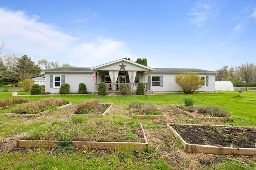 11318 E State Road 2, Westville, IN, 46391 | Card Image