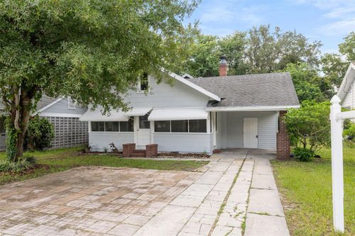 450 Avenue B Ne, WINTER HAVEN, FL, 33881-4718 | Card Image
