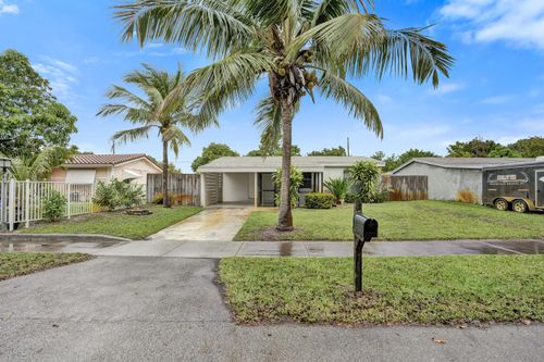 229 Ne 26th Ct, Pompano Beach, FL, 33064-3867 | Card Image