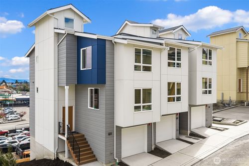 b-12012 17th Place S, Burien, WA, 98168 | Card Image