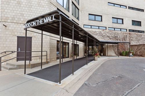 apt-209-1200 Nicollet Mall, Minneapolis, MN, 55403-2410 | Card Image