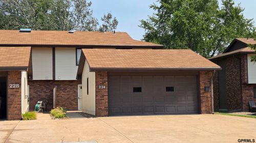 224 N 75th Ct, Lincoln, NE, 68505-2509 | Card Image