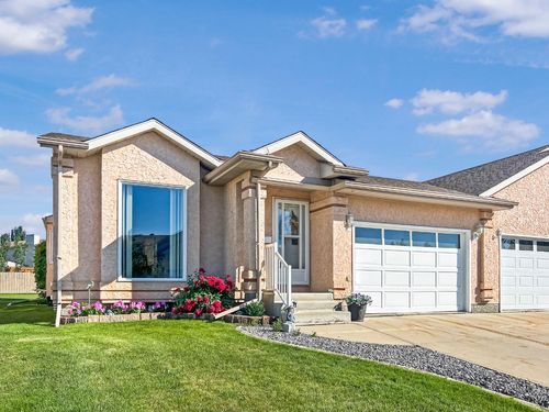8932 105 Ave, Grande Prairie, AB, T8X1H9 | Card Image