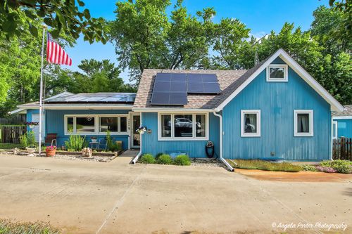 7508 Cedar Dr, Wonder Lake, IL, 60097-9507 | Card Image