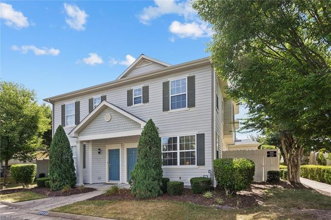 1518 Hambledon Loop, House attached with 2 bedrooms, 3 bathrooms and null parking in Chesapeake VA | Image 5