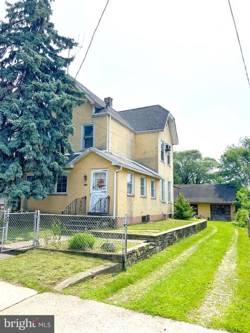 7536 Buist Ave, PHILADELPHIA, PA, 19153-1804 | Card Image