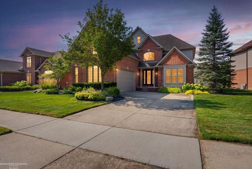 16080 Harvest Spring Ln, Macomb, MI, 48042-2344 | Card Image