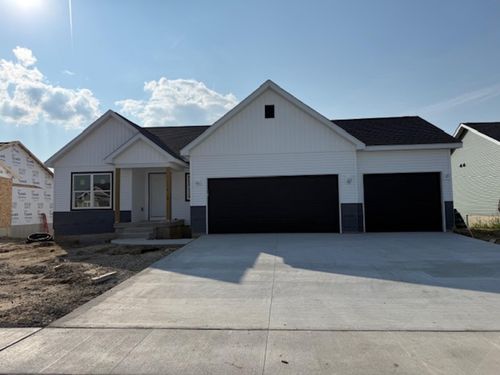 4528 Sonoma Dr, Cedar Falls, IA, 50613 | Card Image