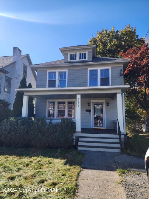 277 Prospect St, East Stroudsburg, PA, 18301-2943 | Card Image
