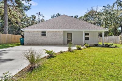 9213 Warbler Ave | Image 1