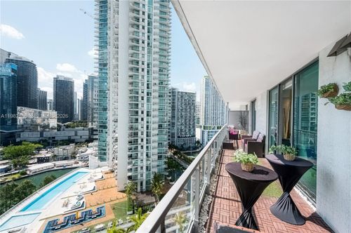 apt-2116-90 Sw 3rd St, Miami, FL, 33130-4023 | Card Image