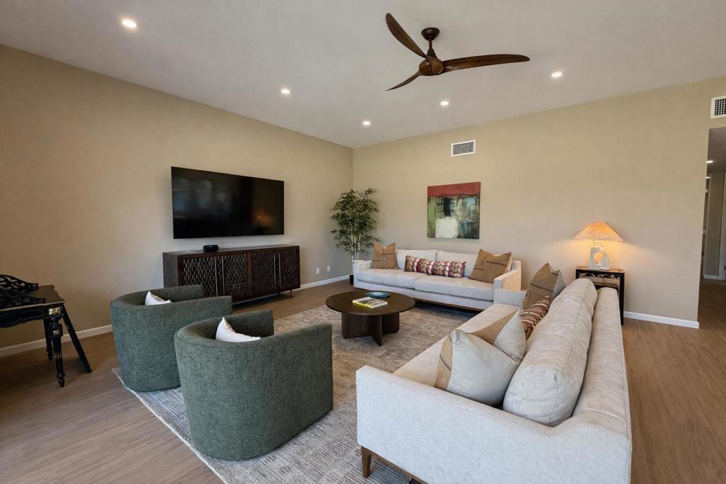 Residential Lease in Indian Wells 5