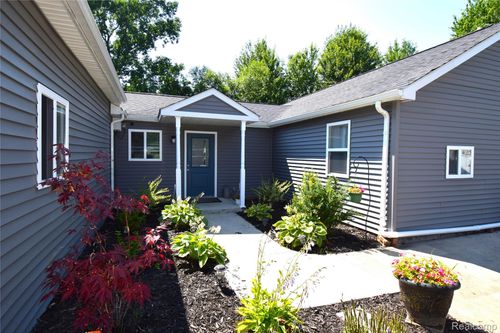 1401 Belle River Rd, East China, MI, 48054-4709 | Card Image