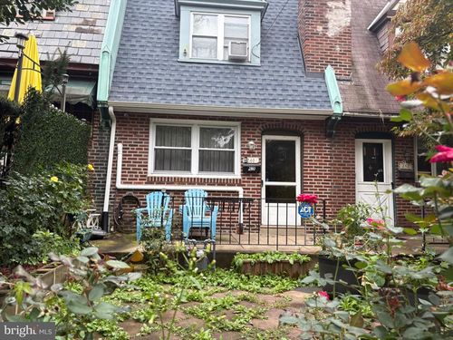 240 N Lynn Blvd, UPPER DARBY, PA, 19082-1231 | Card Image