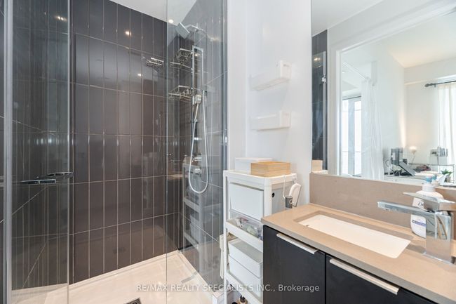 3308 - 3900 Confederation Pky, Condo with 1 bedrooms, 1 bathrooms and null parking in Mississauga ON | Image 10