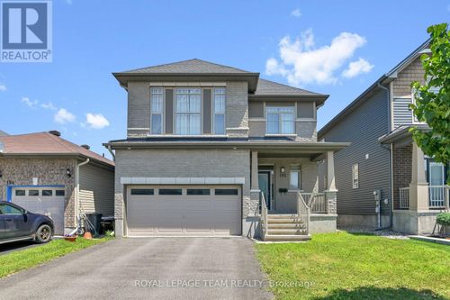 192 Southbridge St, Manotick, ON, K4M0B7 | Card Image