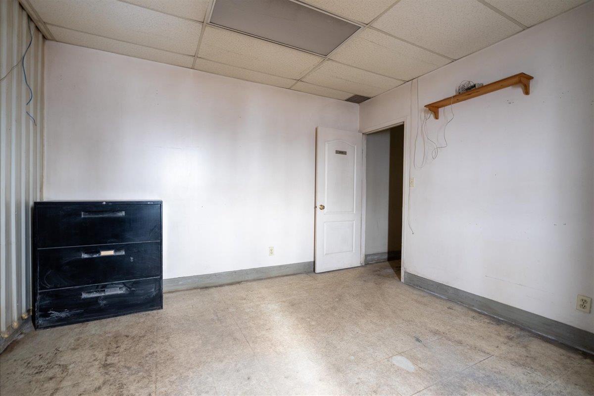 Commercial Sale in Tofield 2