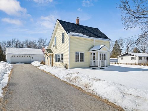 516 Fairfax St, Saint Albans, VT, 05478-5197 | Card Image