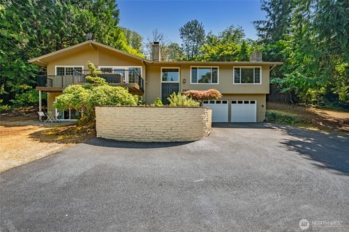 5212 W Mercer Pl, Mercer Island, WA, 98040-4651 | Card Image
