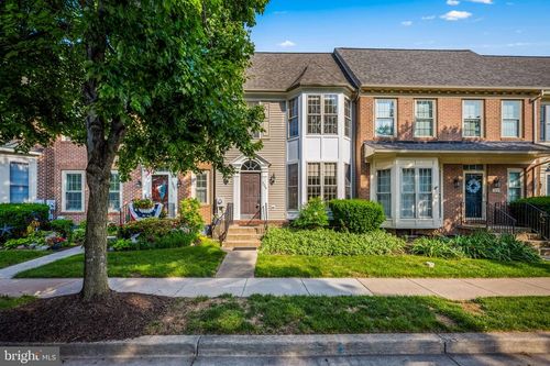 2229 Village Square Rd, FREDERICK, MD, 21701-9381 | Card Image