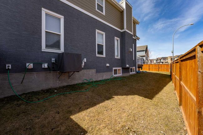 158 Masters Pt Se, House other with 4 bedrooms, 4 bathrooms and 4 parking in Calgary AB | Image 4