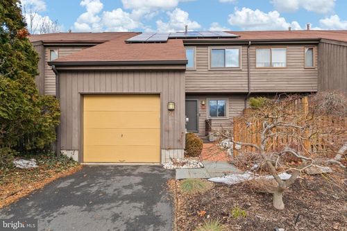 24 Jacob Ct, Ewing, NJ, 08628-3342 | Card Image