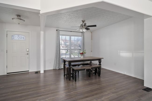 5536 Winchester Meadows Dr, House other with 5 bedrooms, 4 bathrooms and null parking in Canal Winchester OH | Image 5