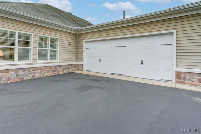 10922 Lantern Way, Condo with 3 bedrooms, 2 bathrooms and null parking in North Chesterfield VA | Image 6
