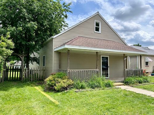 123 N Chicago Ave, Ladd, IL, 61329-9622 | Card Image