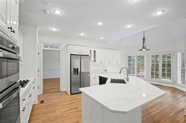 1021 Oakpointe Pl, House other with 4 bedrooms, 4 bathrooms and null parking in Dunwoody GA | Image 16