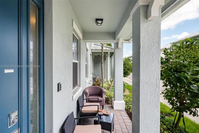 3944 Poinciana Ln, Townhouse with 3 bedrooms, 3 bathrooms and null parking in Hollywood FL | Image 5