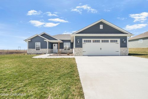 2491 Greenside Dr, Boonville, MO, 65233-5505 | Card Image