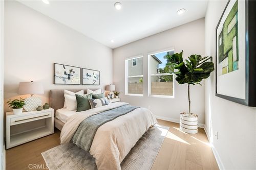 301 Brackens, Lake Forest, CA, 92630-8467 | Card Image