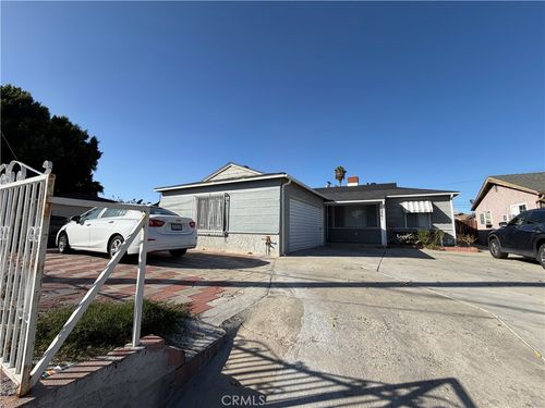 10861 Saticoy St, Sun Valley, CA, 91352-4547 | Card Image