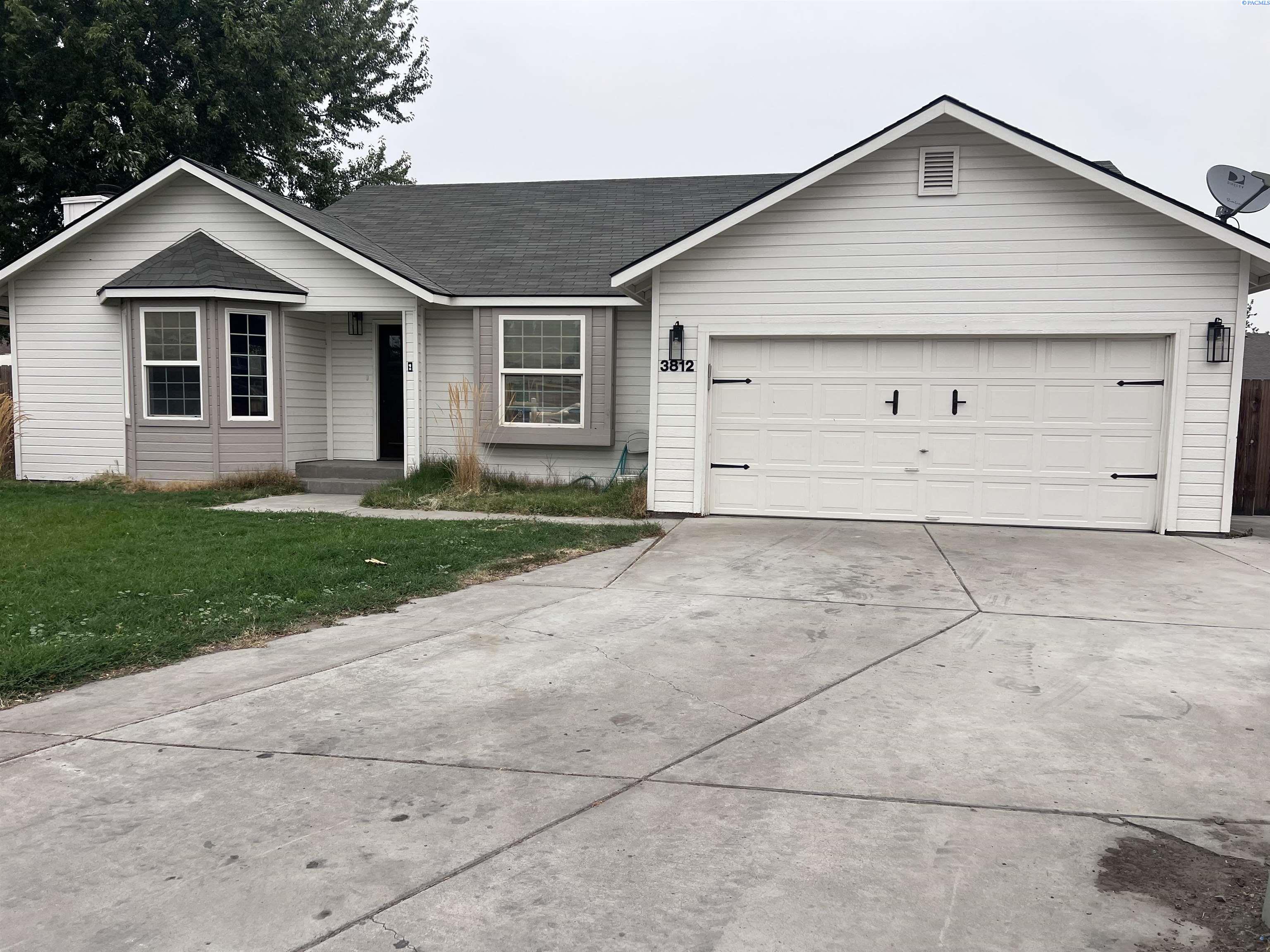 Hood Ct, Kennewick, WA 99336