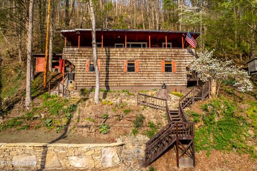 6851 Old Walland Hwy, Townsend, TN, 37882-6103 | Card Image