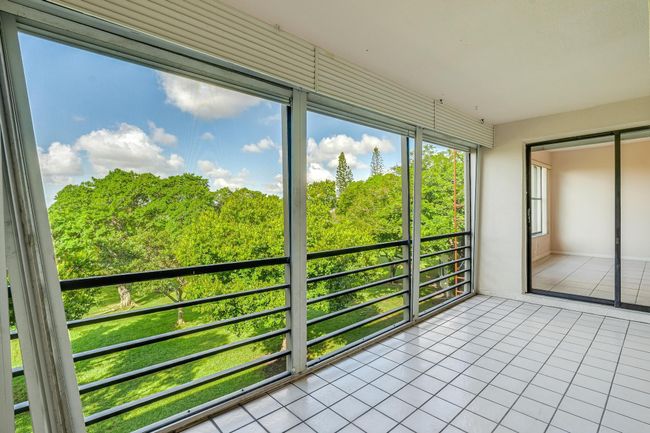 APT-319 - 2316 S Cypress Bend Dr, Condo with 2 bedrooms, 2 bathrooms and null parking in Pompano Beach FL | Image 6