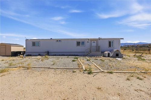 5885 Dos Palmas Rd, Phelan, CA, 92371 | Card Image