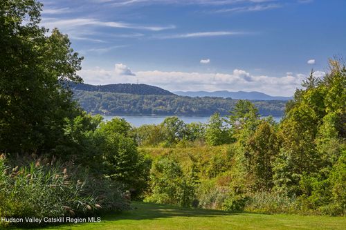 000 Mill Rd, Rhinebeck, NY, 12572 | Card Image
