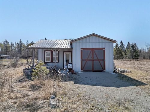 18 Wolford Centre Rd, Merrickville, ON, K0G1N0 | Card Image