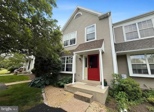 332 Countryside Ct, COLLEGEVILLE, PA, 19426-1743 | Card Image