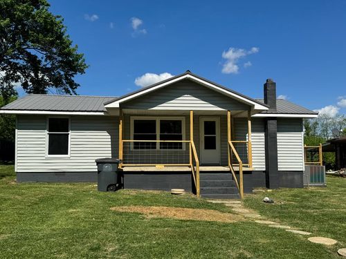 408 E Williams Ave, Monterey, TN, 38574-1655 | Card Image