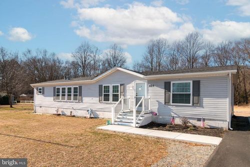 884 Fernwood Dr, HARRINGTON, DE, 19952-6018 | Card Image