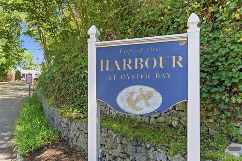 4b-10 Harbour Ln, Oyster Bay, NY, 11771-2728 | Card Image