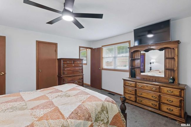 21704 283 Rd Ave, House other with 4 bedrooms, 3 bathrooms and null parking in Le Claire IA | Image 23