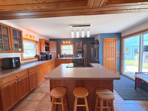 1317 Shoreview Rd, Two Harbors, MN, 55616-5024 | Card Image