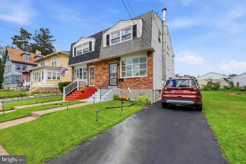 411 Crotzer Ave, FOLCROFT, PA, 19032-1212 | Card Image